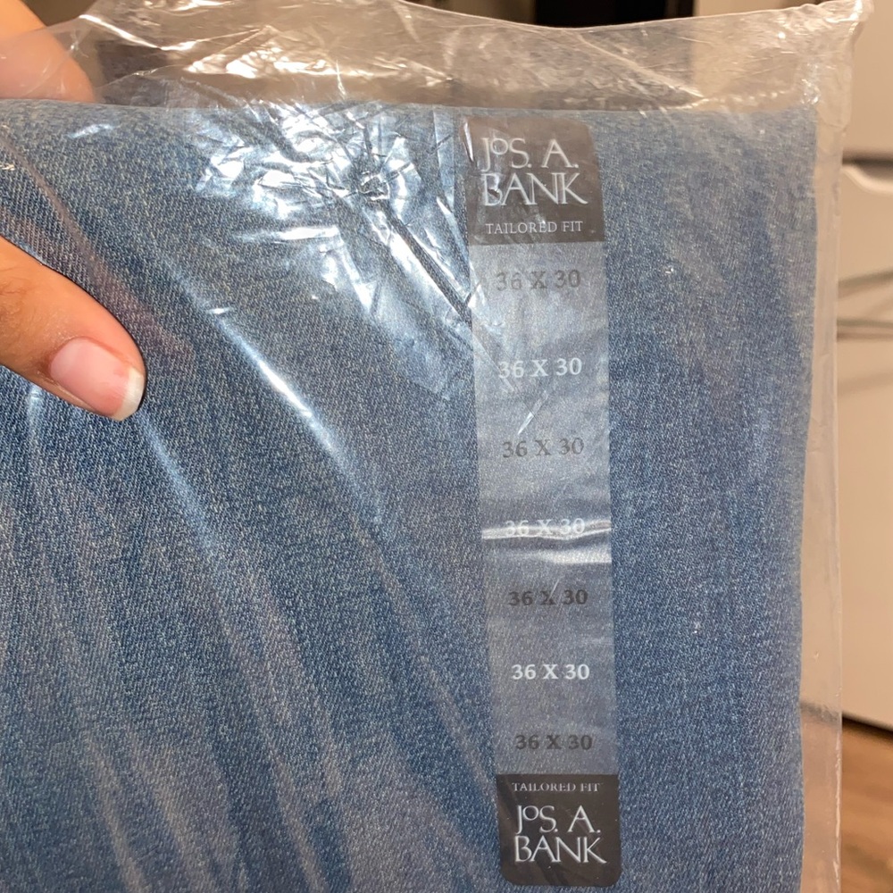 Jos. A Bank tailored fit men’s denim - Picture 5 of 6